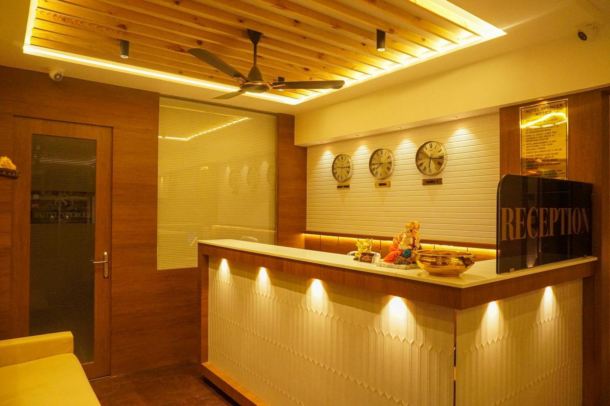 Hotel Spencer-Navi Mumbai Exterior photo